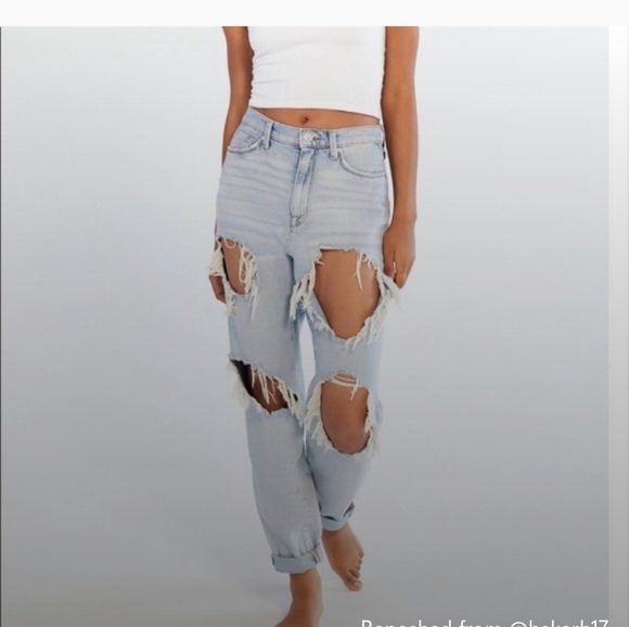 BDG Denim - BDG Destroyed Mom High Rise Jeans